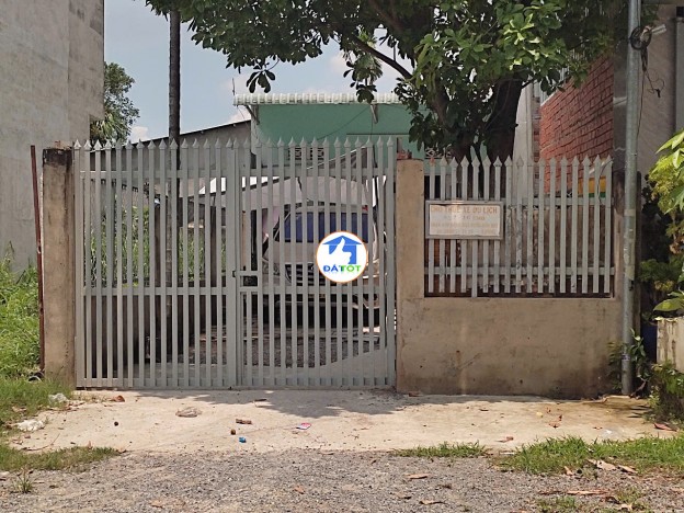 CHÍNH CHỦ BÁN GẤP  3,6 TỶ MUA ĐẤT TẶNG NHÀ CẤP 4  NGAY TRUNG TÂM BÌNH NHÂM