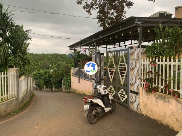 Bán Lô Đất Nghỉ Dưỡng Đẹp Như Tranh Tại Lộc An – View Hồ – Có Sẵn Nhà, Vườn