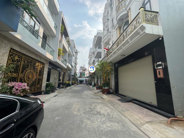 HẺM XE HƠI 8M - SỔ HỒNG RIÊNG - CHỈ 4 TỶ